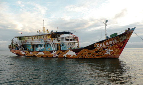 Kalabia-boat-Edwin-Shri-Bimo---TNC Kalabia-boat-Edwin-Shri-Bimo---TNC