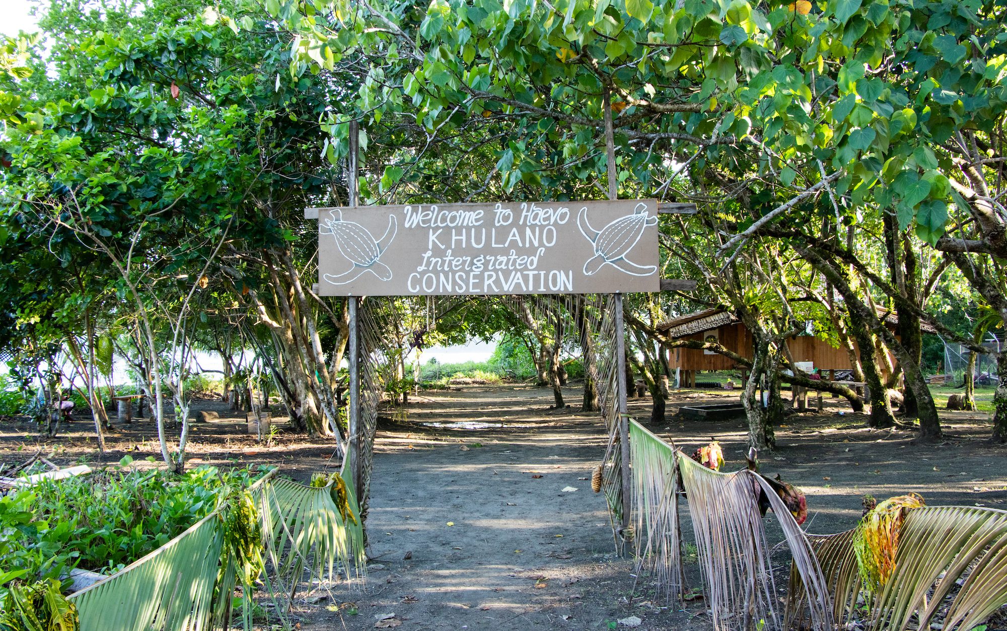 a sign welcoming visitors to the Haevo conservation area