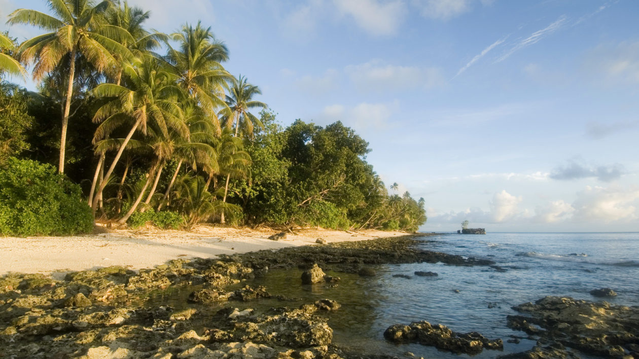 Kerehikapa beach in the Arnavon Islands. Photo © Djuna Iveriegh